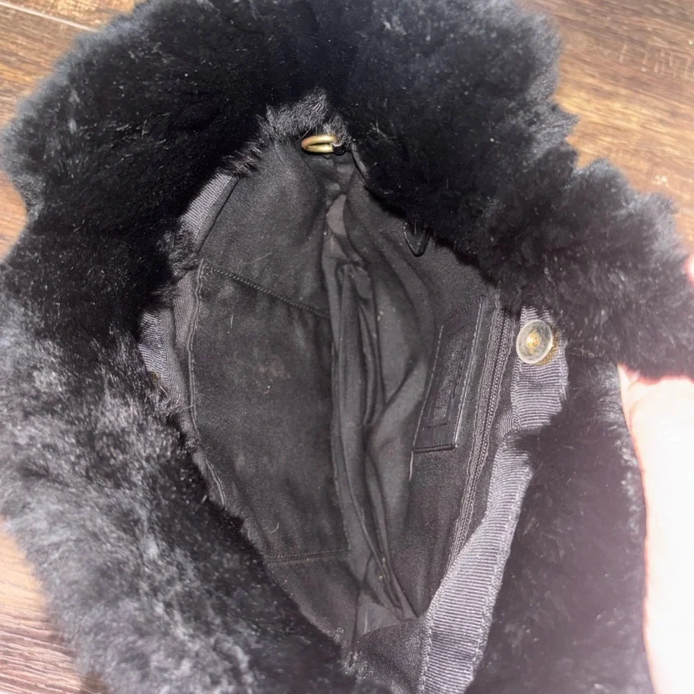 Black Quilted Shoulder Bag with Faux Fur Trim